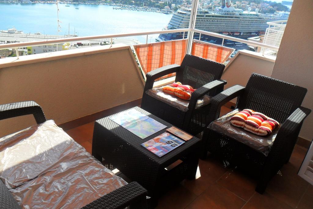 Rooms Anela With Large Common Tarrace And Beautiful Sea View Dubrovnik Rom bilde